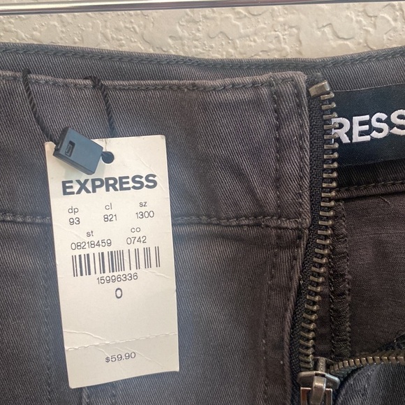 ▶️Express◀️ Skirt size 0 NWT - Picture 8 of 10